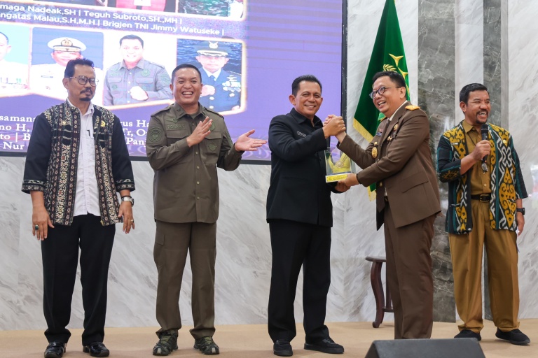 HBA Ke-64 Kejati Kepri Gelar Forkopimda Idol: Ansar Ahmad Juara 3
