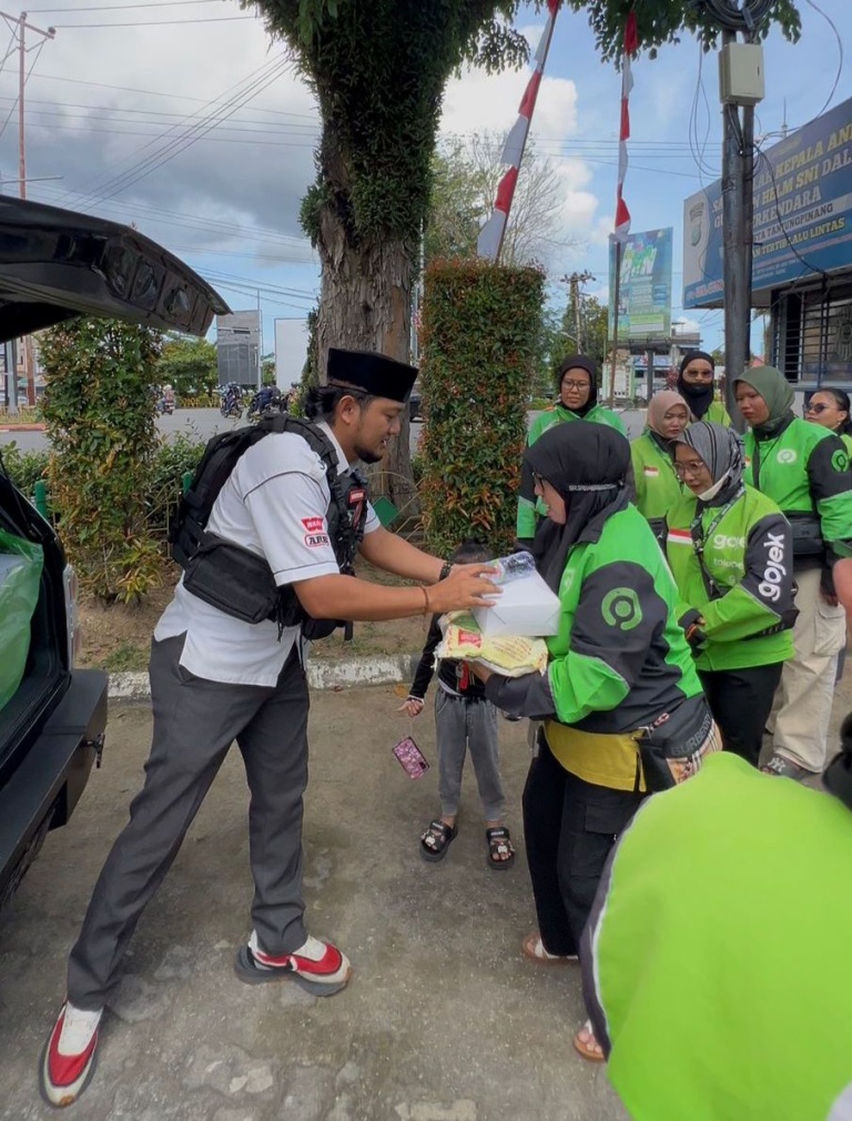 Pengemudi Ojol Tanjungpinang Senang di Razia Bripka Zulhamsyah